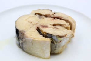 ユアーズホテルフクイ 総料理長厳選 鯖水煮の鯖缶4